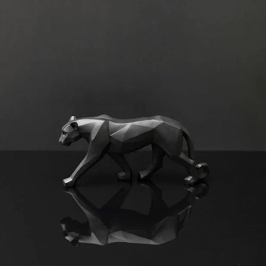 Regal Panther Sculpture – Hand-Carved Luxury Resin Figurine Perfect Gift
