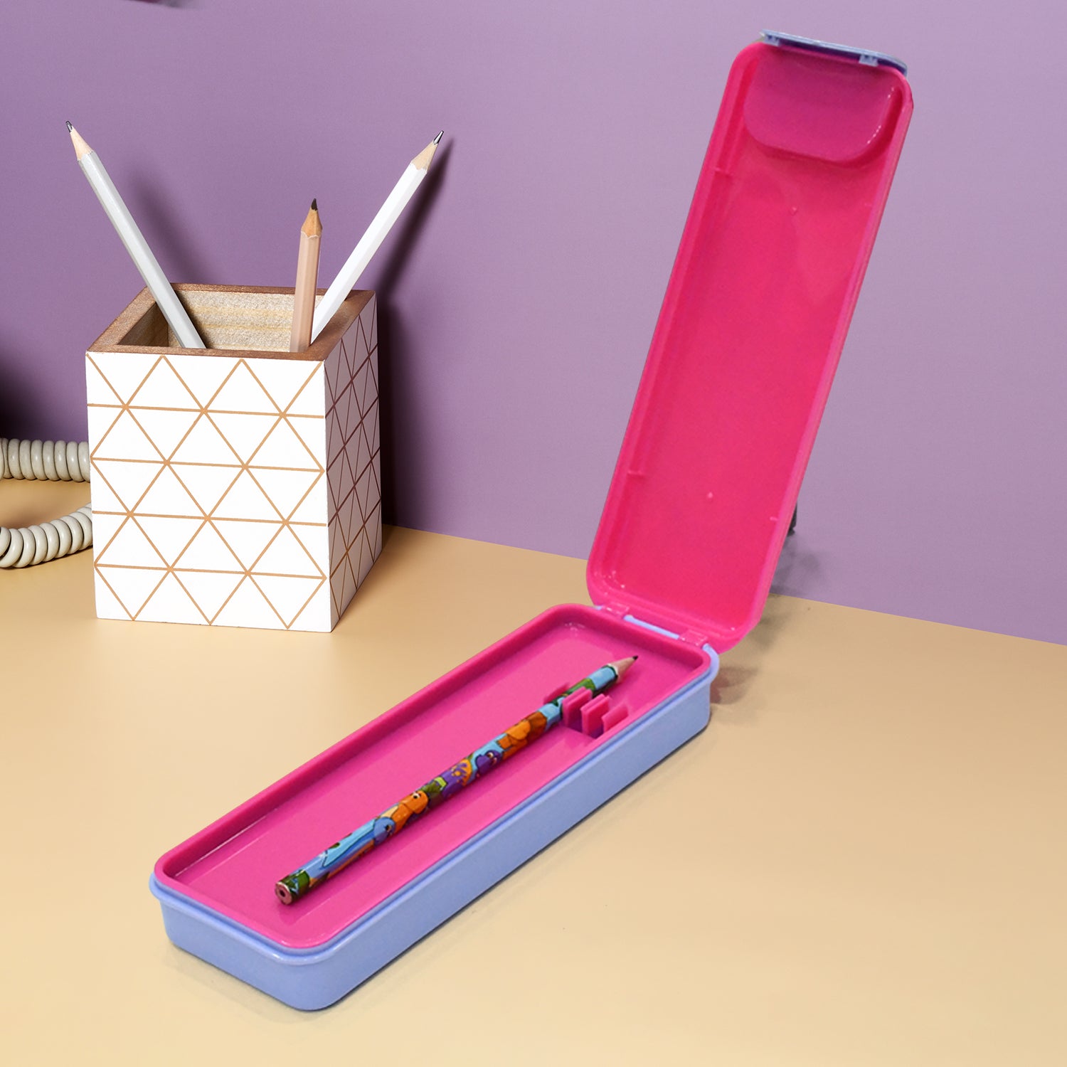 Stylish Cartoon Printed Hard Top Pencil Box For Kids (1 Pc  Mix Design)